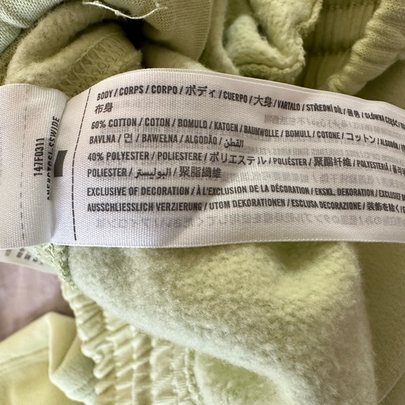 Flared Abercrombie bottoms pants light green size small comfortable pants - Picture 4 of 4